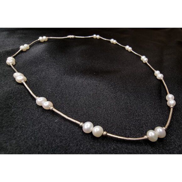 Vintage Sterling Silver 925 Necklace With Genuine White Pearls - Picture 4 of 5